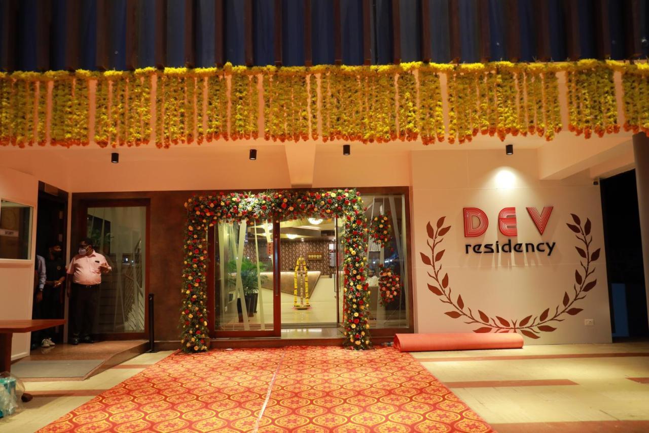 Dev Residency Hotel Thiruvananthapuram Kültér fotó