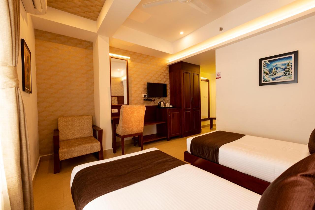 Dev Residency Hotel Thiruvananthapuram Kültér fotó